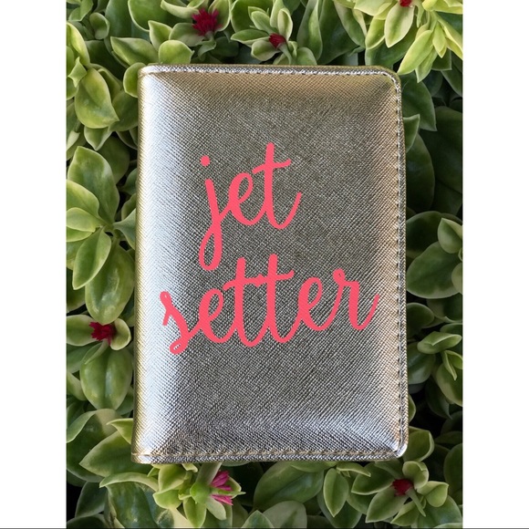Madison West Accessories - Jet Setter Travel Set